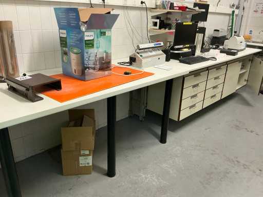 Meubles avec contenu