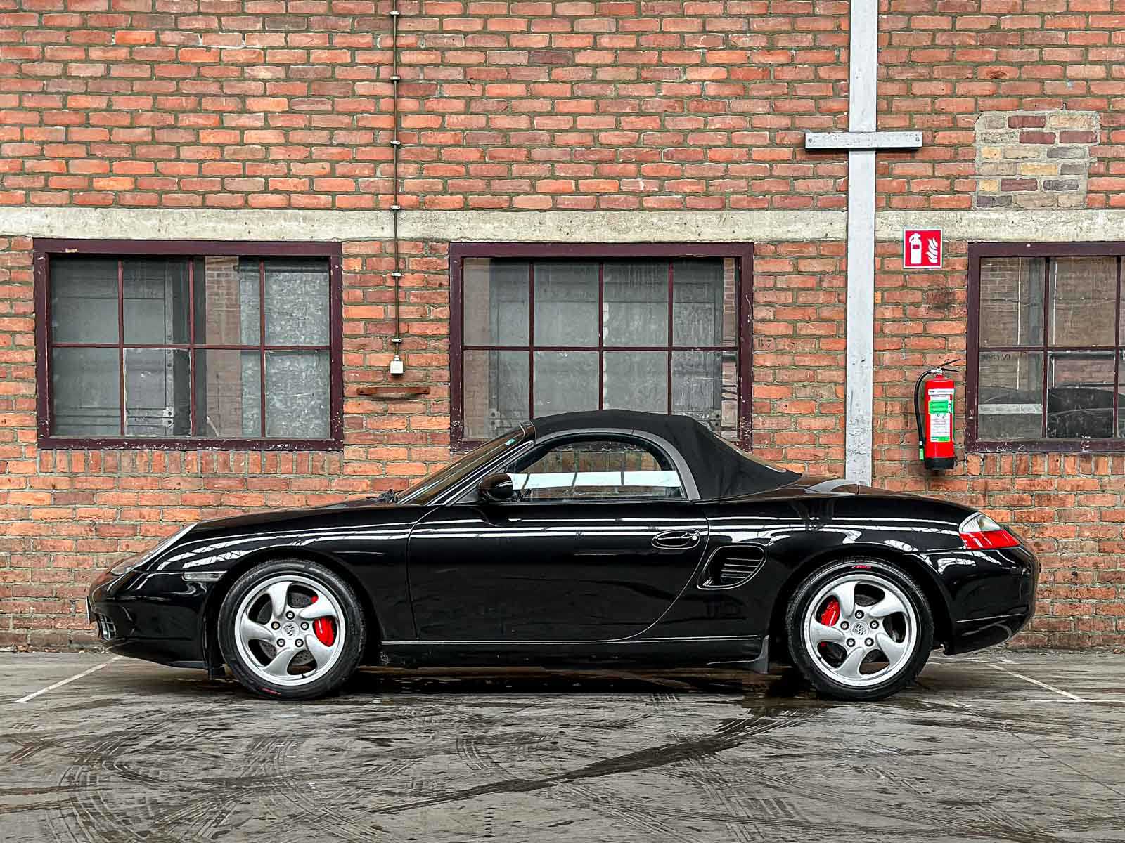 WP0ZZZ98Z2U641738 Porsche Boxster S 3.2 252pk 2002 -Youngtimer-