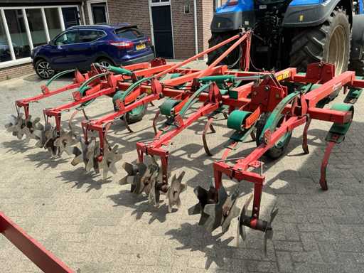 1997 kverneland Turbo 2 Cultivator