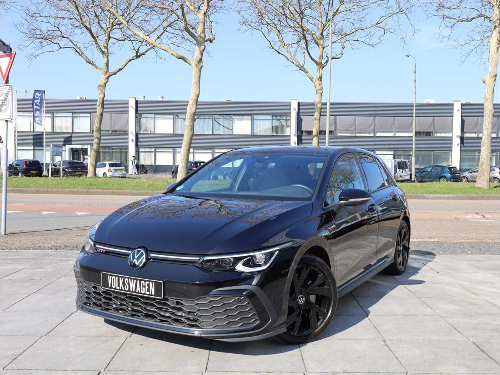 Volkswagen Golf GTI 2.0 TSI 245HP Automatic 2023