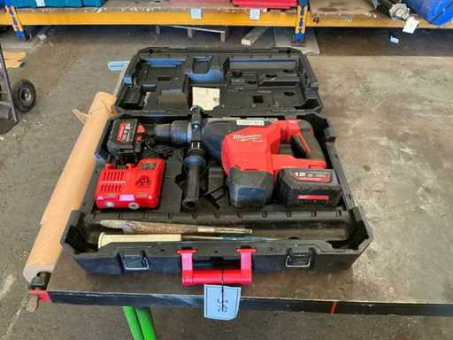 Milwaukee M18 FHM Demolition Hammer