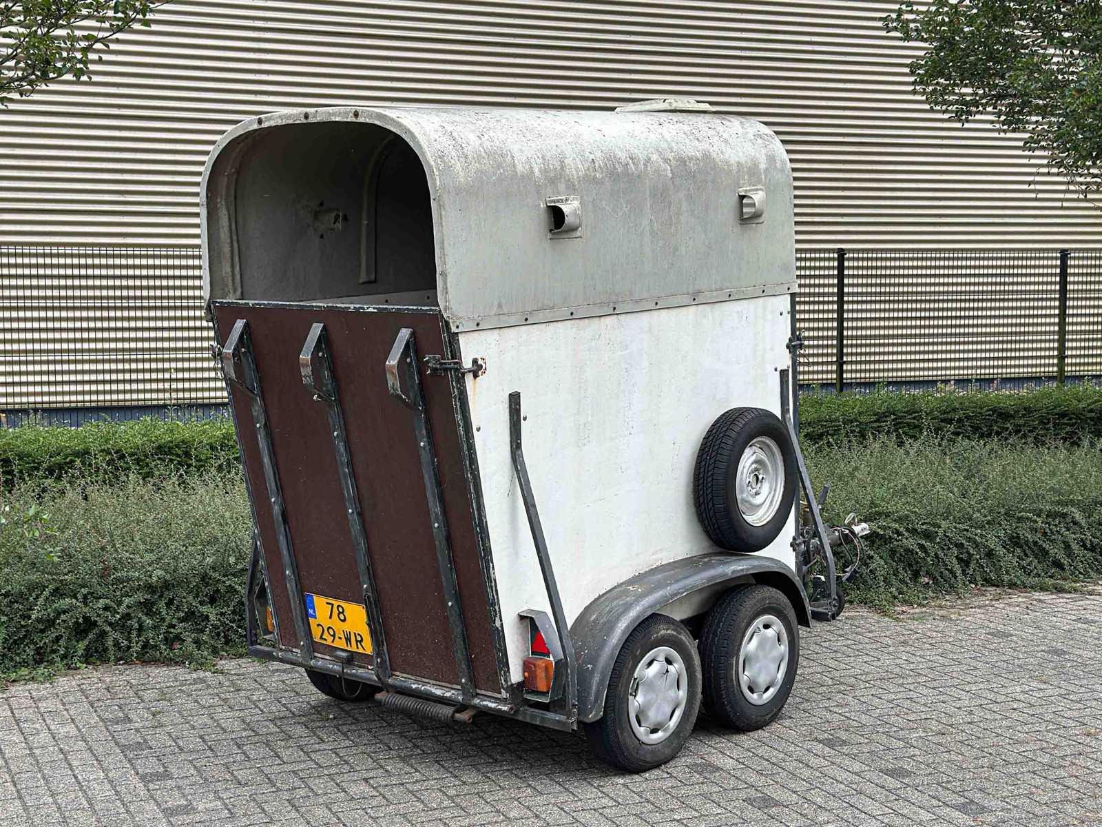 Wesco P 2015 Horse Trailer 1981, 78-29-WR