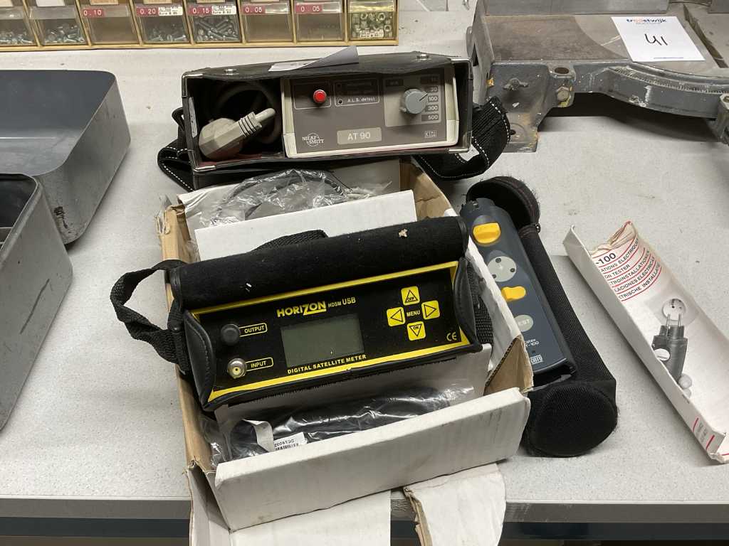 Measuring and testing equipment (3x)