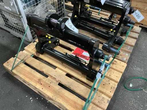 2024 L&K V80/V100 QUICK COUPLER HYDRAULIC - VOLVO L30 TOOL