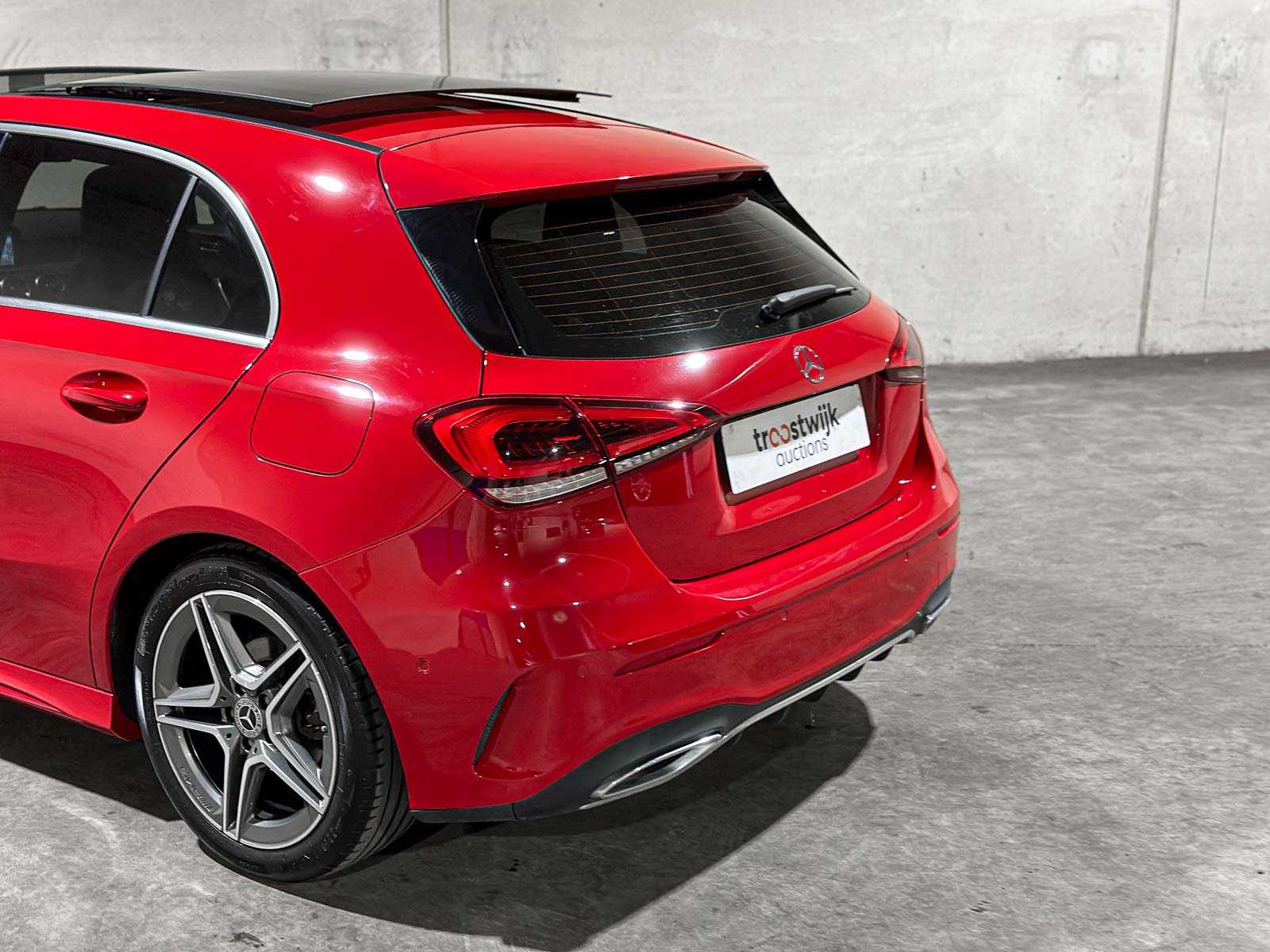 Mercedes-Benz A180 d Business Solution AMG 116pk 2018 (Origineel-NL) A-klasse, SR-559-F