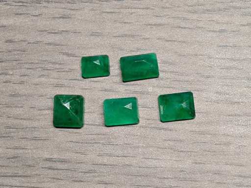 Smaragdgroene rechthoekige vorm - 5 Natuurlijk Groen Mijnbouw - 8,1 Cts