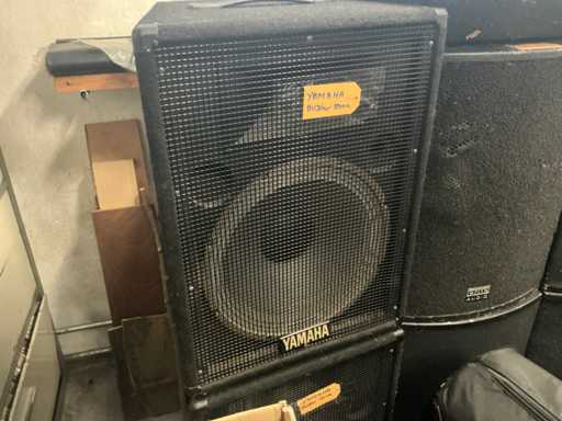 Yamaha S15e Speaker (2x)