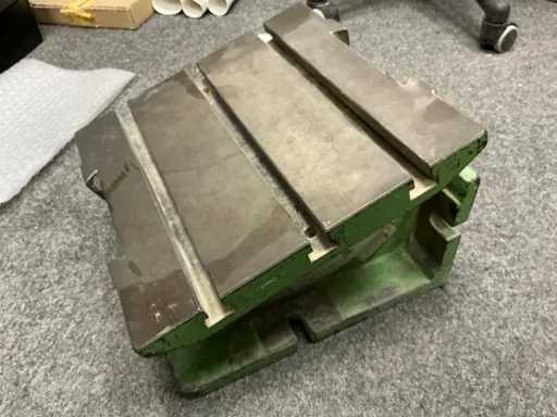 1989 Mauser WT 30 Table pivotante