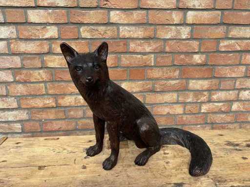 Sitzender Fuchs