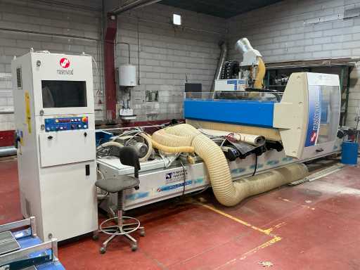 Masterwood Project 415 L 2007 - fraiseuse CNC