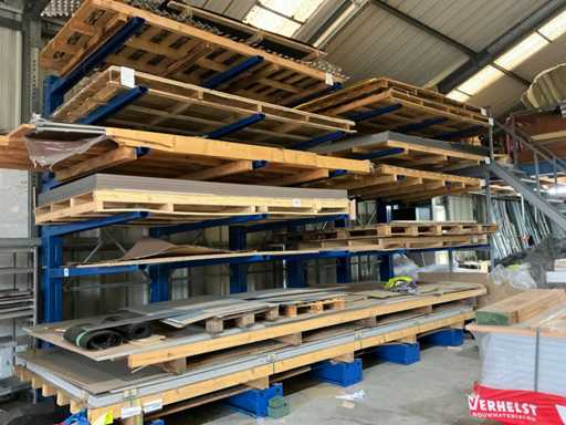 Partij diverse aluminium en plexi platen