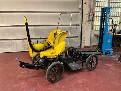 Elektrische riksja ligfiets met toebehoren