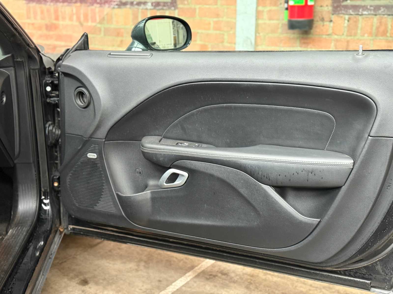 Dodge Challenger SXT PLUS 3.6 V6 305pk 2015