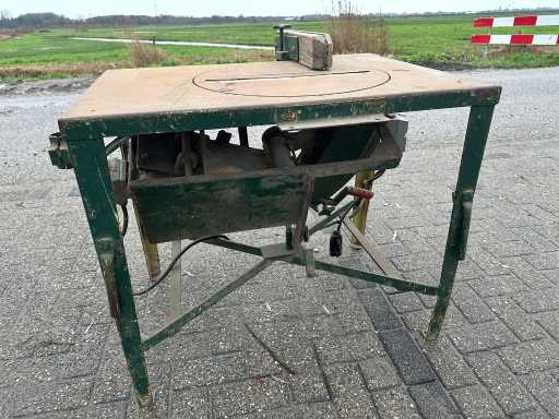 Weitere Holzarbeiten