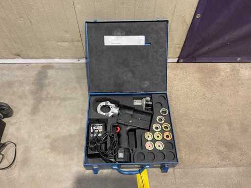 Strumento per crimpare cavi Klauke EK22