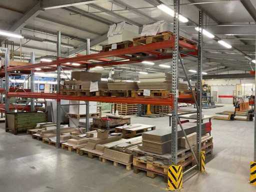 Zware plank, met inhoud