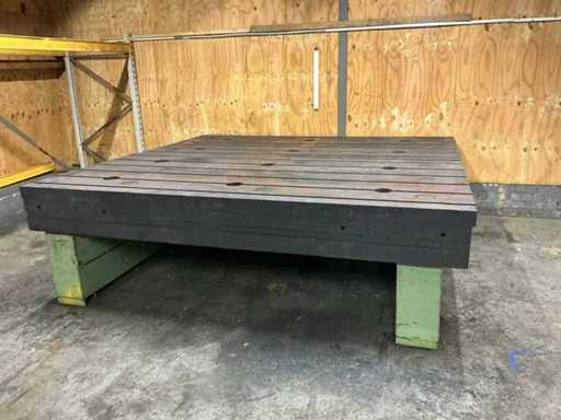 V.T.A. T- slot Tension table