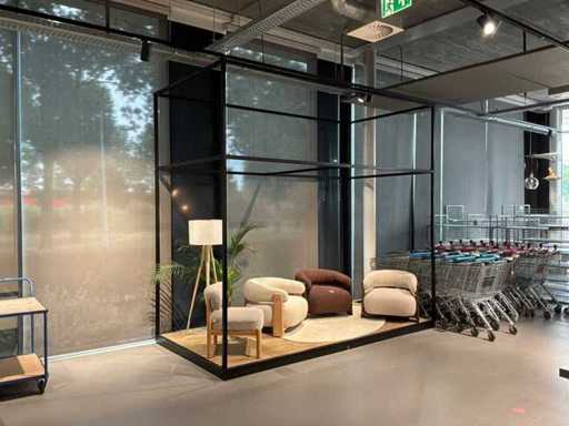 Cubo da sala esposizione in acciaio