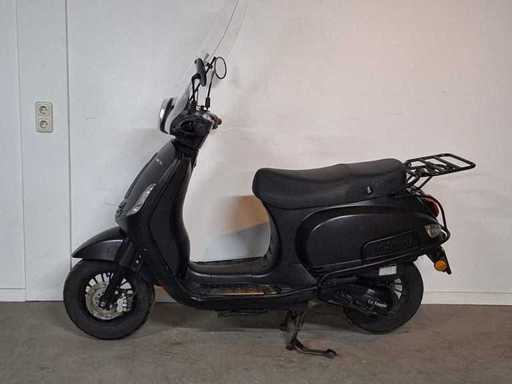 La Souris Sourini 45 km bromscooter 4takt
