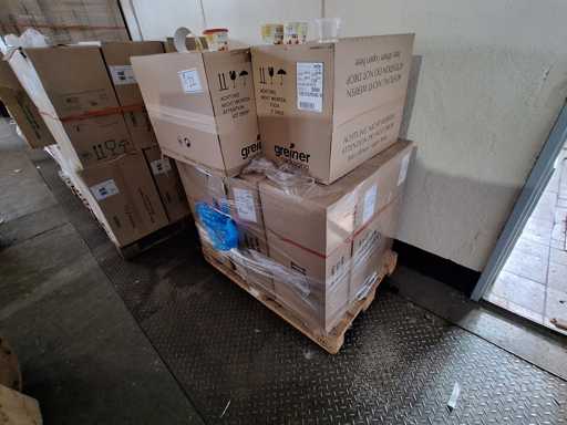   Pallet Cup + Lid Greiner