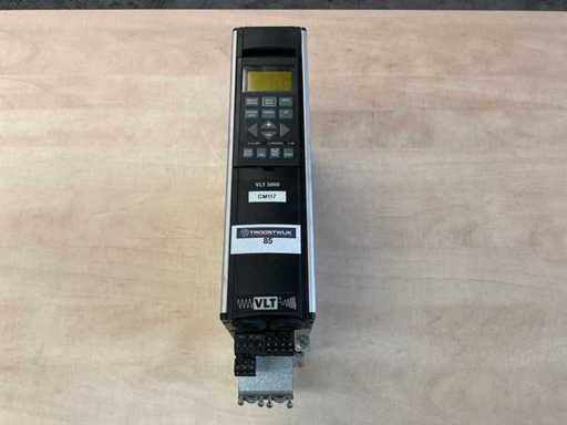 Danfoss VLT 5002P Frequency Converter