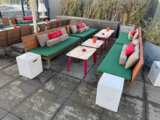 Cabine - Terasă, 2 bănci cu 2 mese de marmură