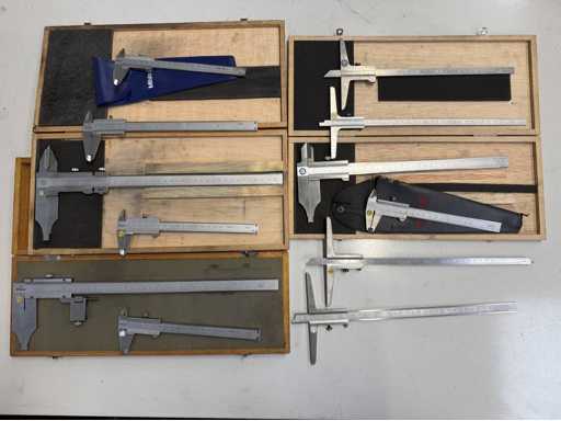   Post calipers