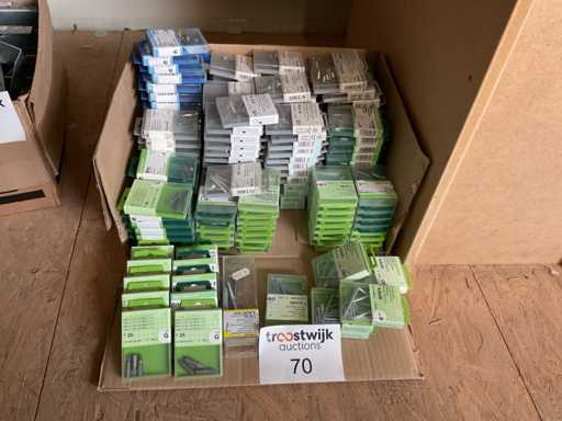 190 blisters bevestigingsmaterialen