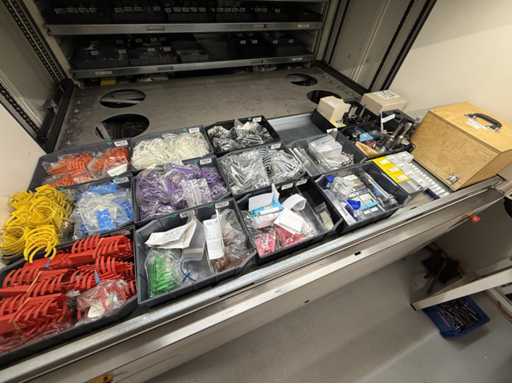   Tanti strumenti e strumenti di misura