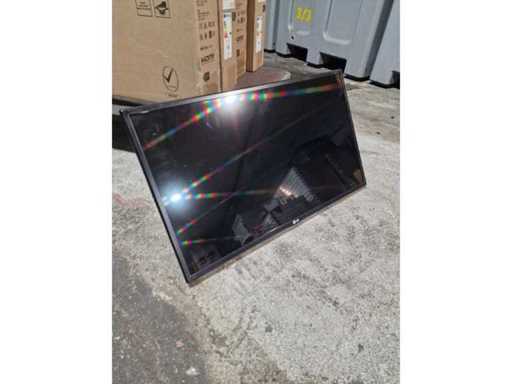 NEC E328 32" Screen (11x)