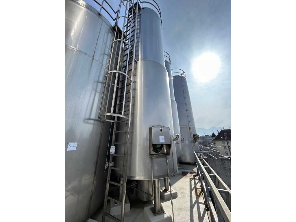 s/s isolated vertical Storage Tank (25.000L)