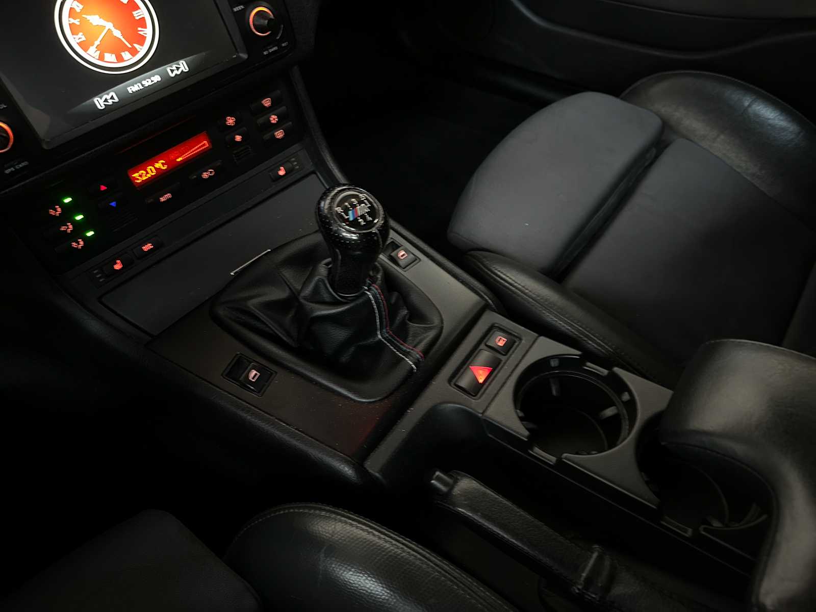 BMW 318i Touring Special Exec. 3er-Serie 141 PS 2003, 65-NJ-VL