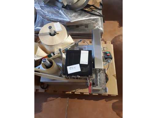 Eticoncept - 2012 - ETI3000-TB-RH - Case Labeling Machine