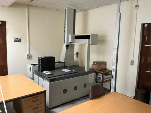 1999 Mitutoyo Euro-C-A7106/ BRT-A710 3D Measuring Machines