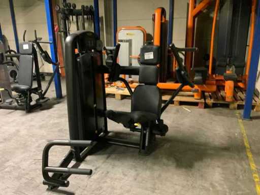 Technogym sélection ligne pectorale Multi-gym