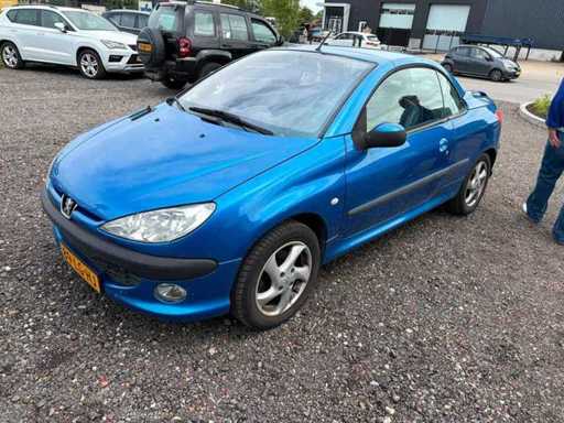 Peugeot - 206 CC - 1.6-16V -89-LG-HJ- 2003 IAW