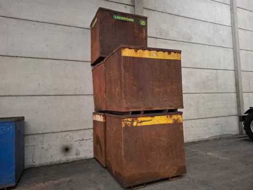 Steel storage box (2) - Storage container (5x)