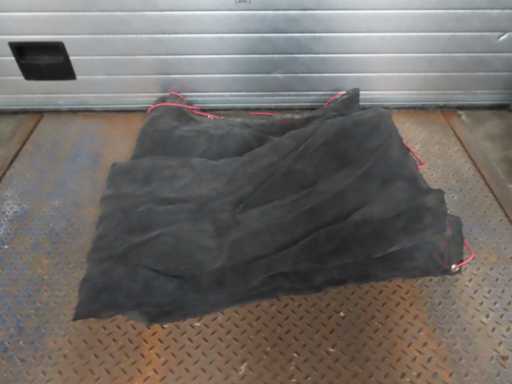 Trailer net approx 450x300 cm