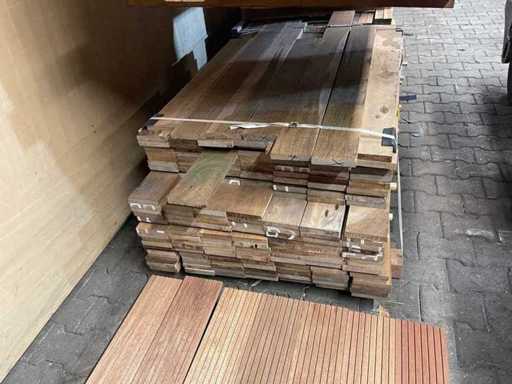 Ipé Country Grade – Hobelplanke – 950-1550x120x21mm (160x)