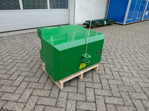 Masa bloku ciągnikowego 600 kg