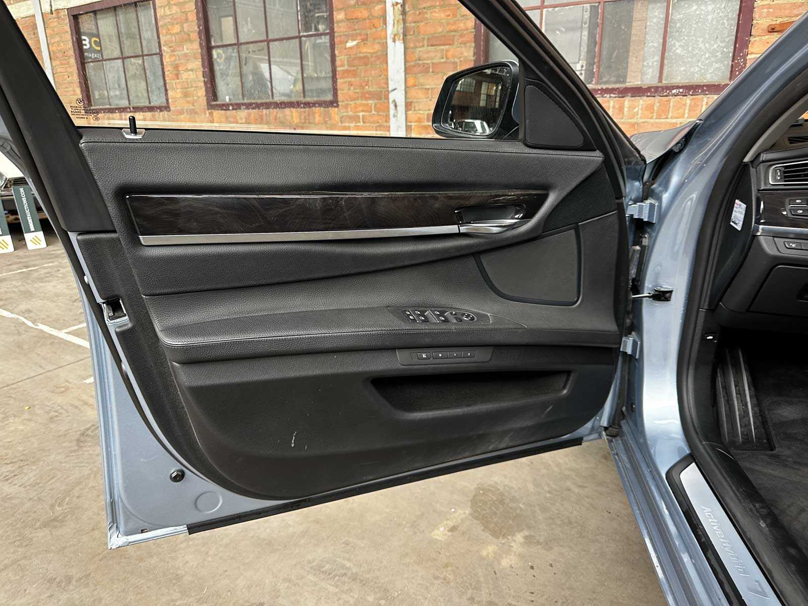 BMW ActiveHybrid7 F04 4.4 V8 465pk 2010 Youngtimer (70.000 km)