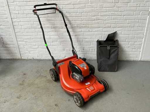 Kosiarka Husqvarna LC253S z 2017 roku