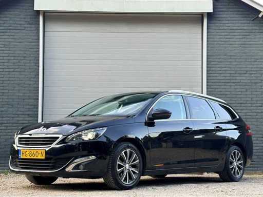 Peugeot 308 SW 1.2 Pano 2015 - Auto