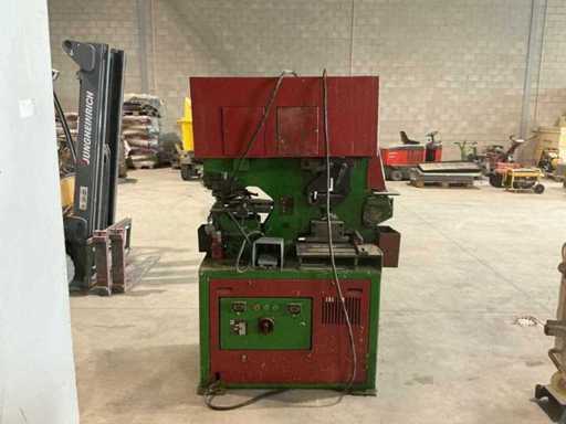 Mubea KBLH300 Machine à poinçer et tondre avec angle