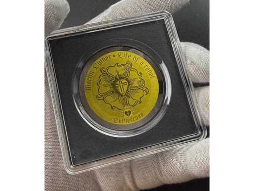 Rare 1/200 oz 999/1000 "Life of a Rebel" Gold Coin for Collectors and History Buffs