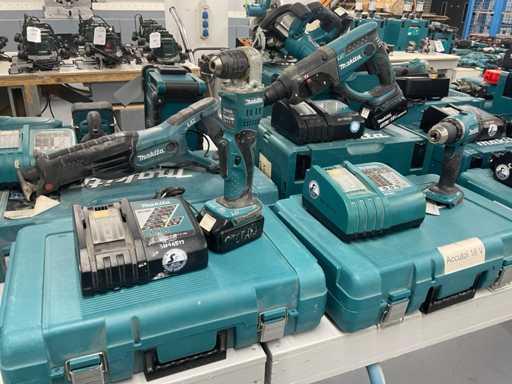 Makita Battery Tool Set