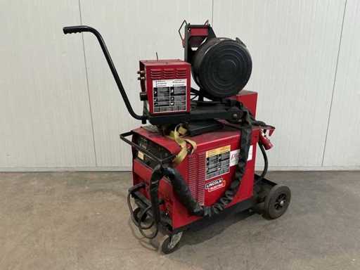 LincolnElectric CV400-I Welding Machine
