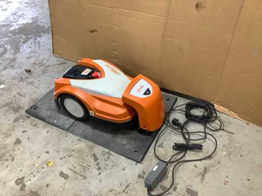 2019 Stihl rmi422 Tosaerba robotico