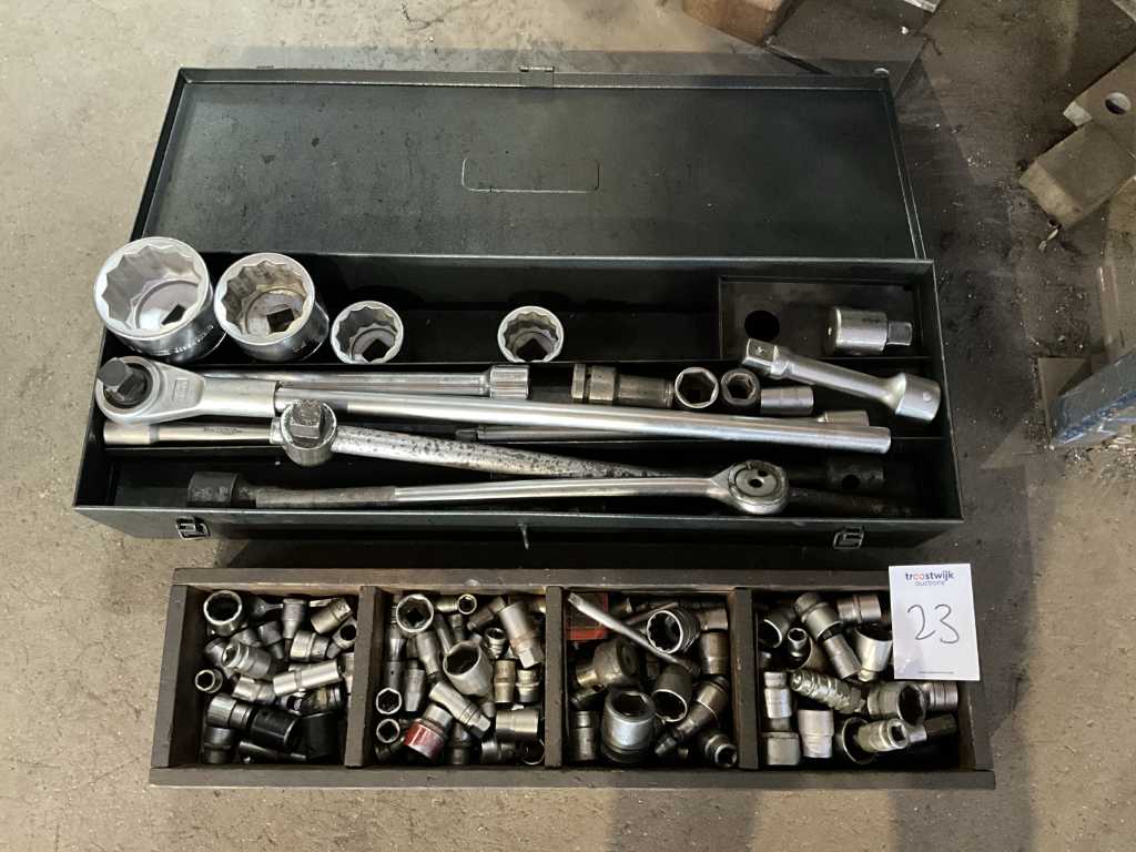 Batch of torque wrenches and sockets