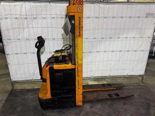 Online auction of major inventory auction: aviation, automotive, internal transport and general industrial.